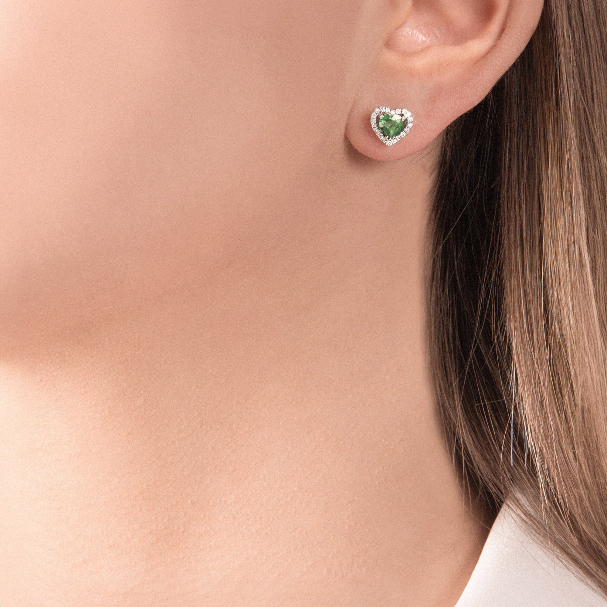 Orecchini Cuore con Smeraldo e Diamanti