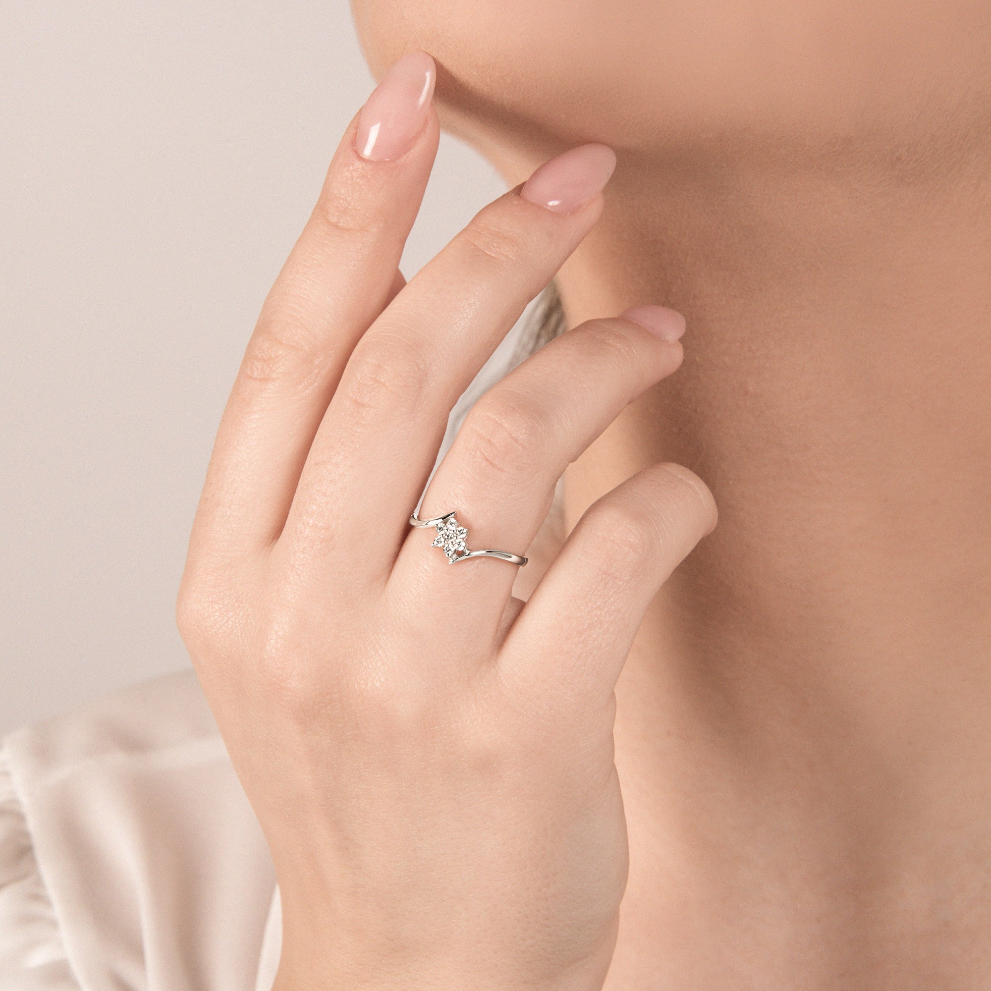 Anello Solitario Fiore