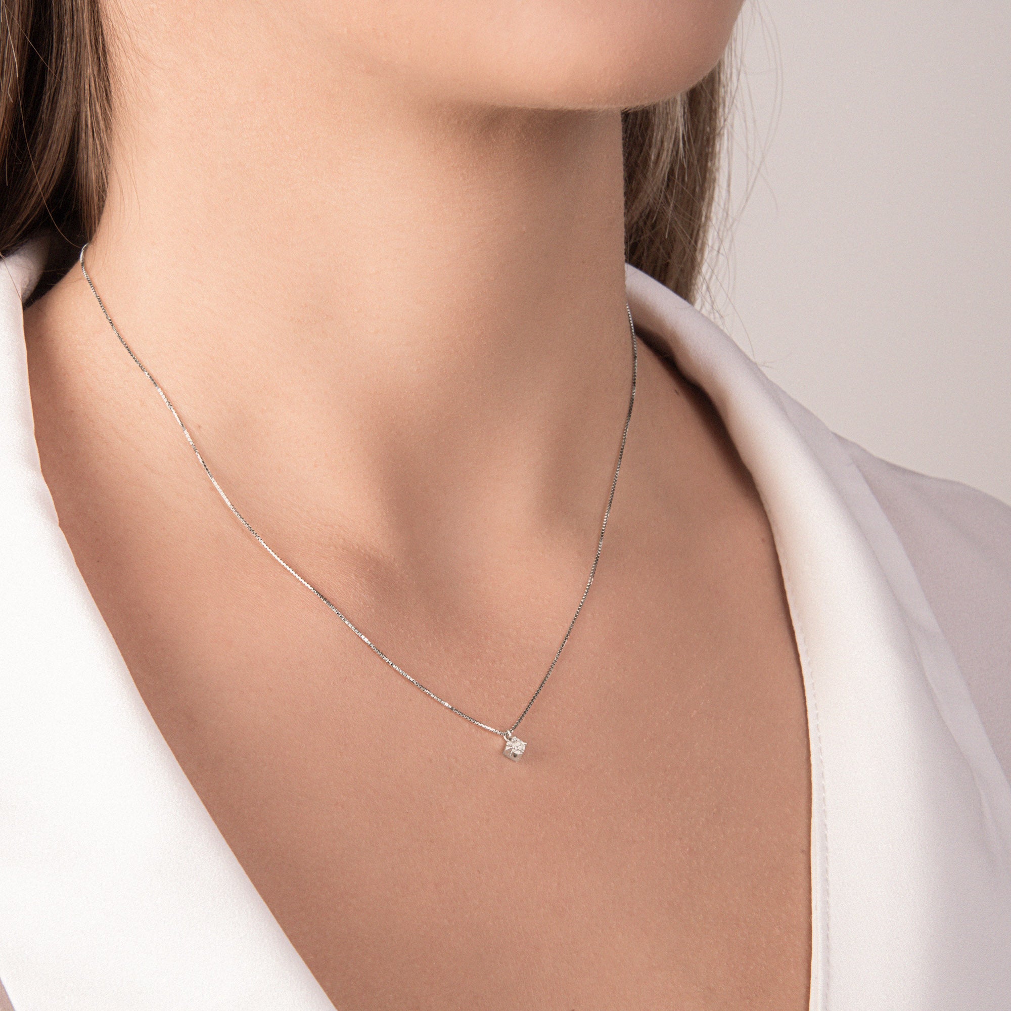 Girocollo Punto Luce con Diamanti