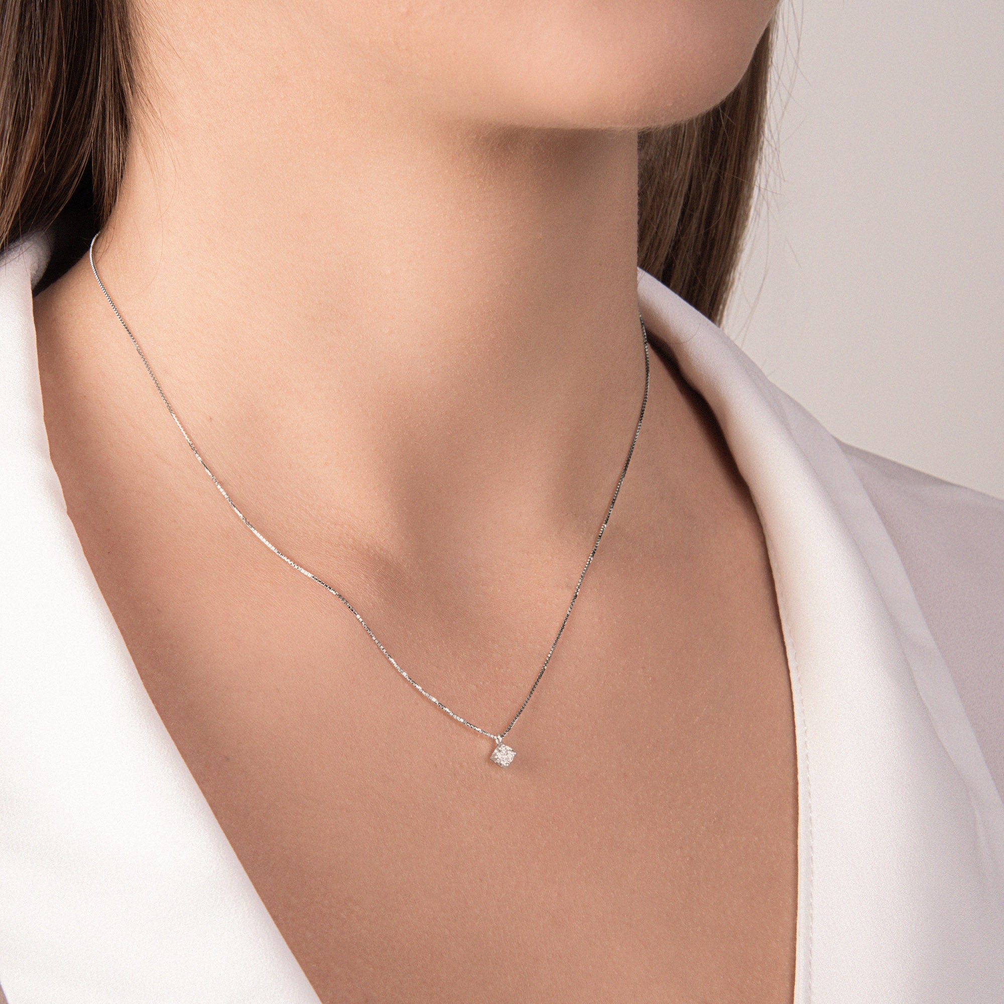 Girocollo Punto Luce con Diamanti