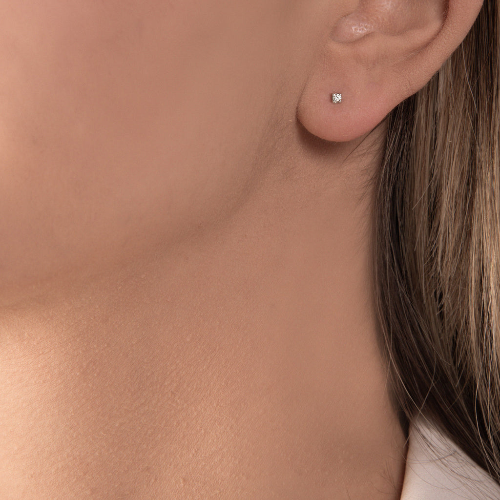 Orecchini Punto Luce con Diamanti