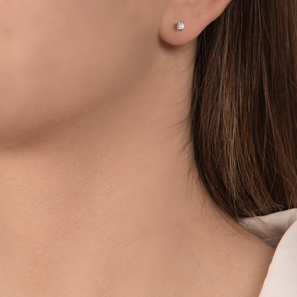 Orecchini Punto Luce con Diamanti