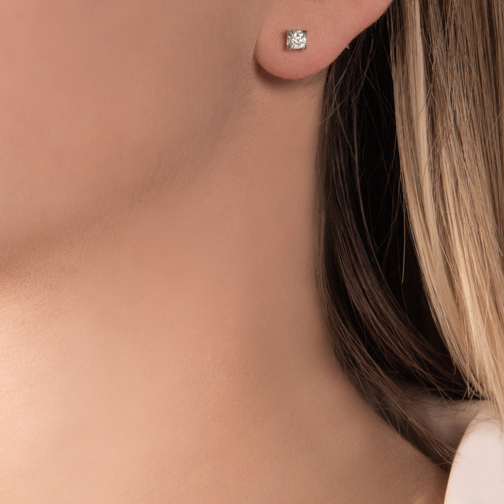 Orecchini Punto Luce con Diamanti