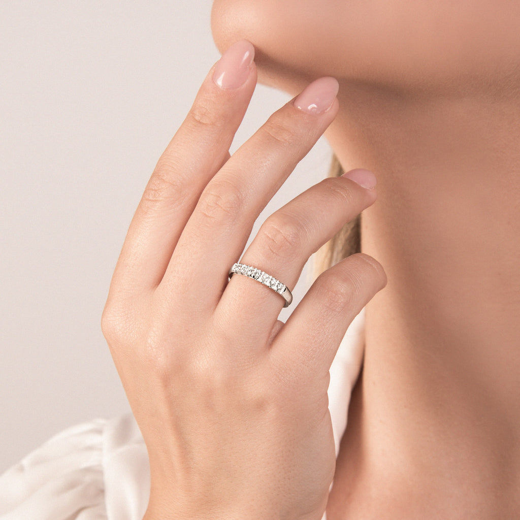 Anello Veretta Con Diamanti